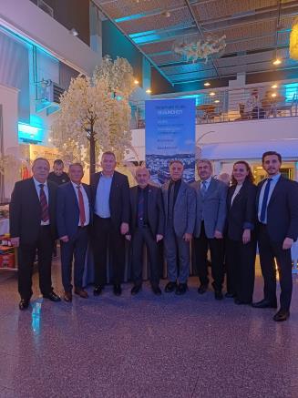 31 Ekim tarihinde Avrupa Zonguldaklılar Derneği tarafından Almanya’nın Gelsenkirchen şehrinde düzenlenen “Göç’ün 65. Yılı” etkinliği ile 7 Kasım 2025 tarihinde Türk Alman Yardımsevenler Derneği tarafından yine Gelsenkirchen’de düzenlenen “Eğitime Katkı Balosu” etkinliğine Aktıp Hospital ana sponsor olarak katılım sağladık.